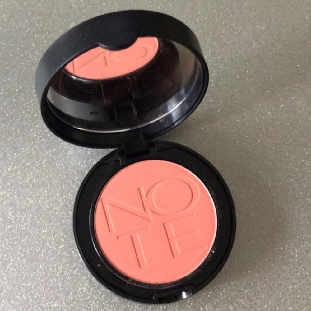 Note luminous silk compact blusher: Desert Rose